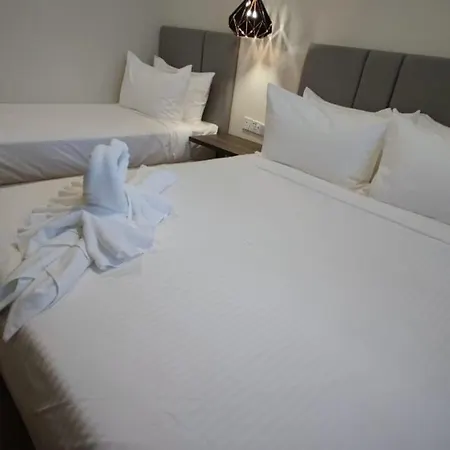 De Luna Hotel Sri Petaling-3